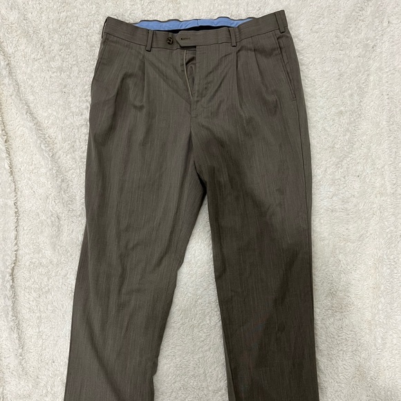 Roundtree & Yorke Other - Brownish/tan colored men’s dress pants